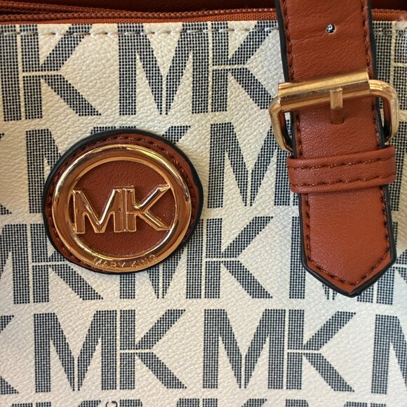 NWOT Mary King Purse Shoulder Bag with Wallet - Picture 4 of 15